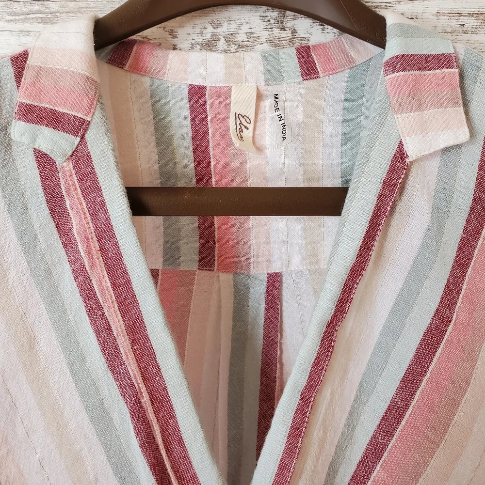 NWOT Elan Striped Surplice Faux Wrap Roll Sleeve Blouse - Picture 4 of 10